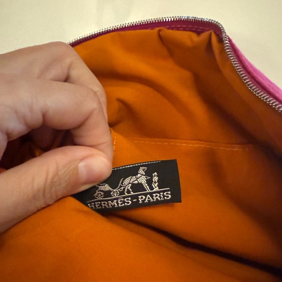 Hermès Women's Bolide Case - Medium - Picture 8 of 8